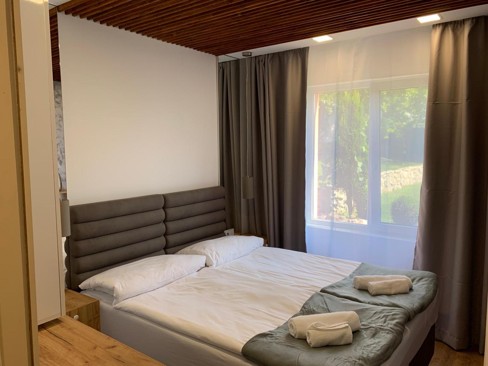 Sunray Guest House, Private Rooms & Apartment With Lovely Sea View Varna Ngoại thất bức ảnh